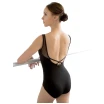 Capezio Meryl V-nyakú Ujjatlan dressz Capezio Meryl V-nyakú Ujjatlan dressz