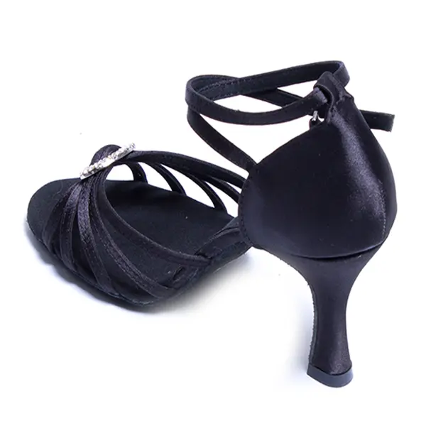 Sansha Dolores, latin cipő