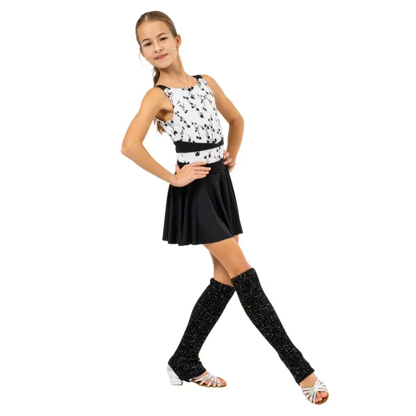 Intermezzo Prelux, kötött lábmelegítő ezüst fonállal latin táncért