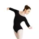 Capezio csónaknyakú 3/4 ujjú dressz