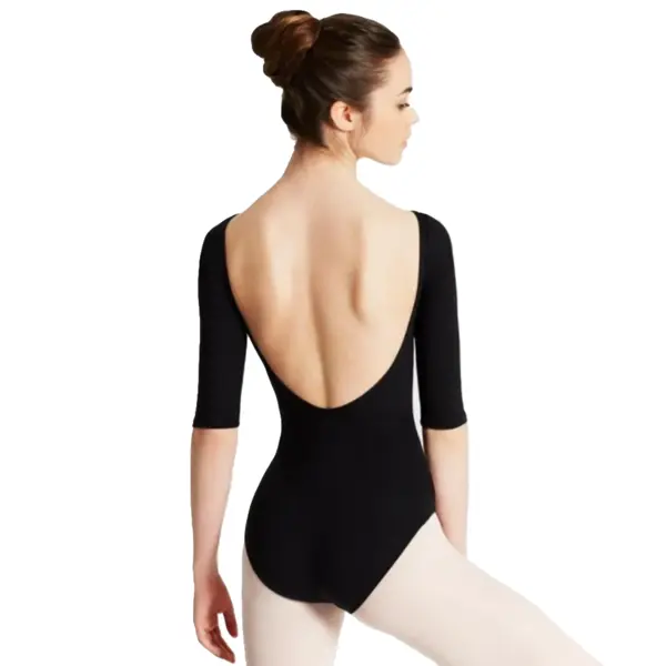 Capezio csónaknyakú 3/4 ujjú dressz